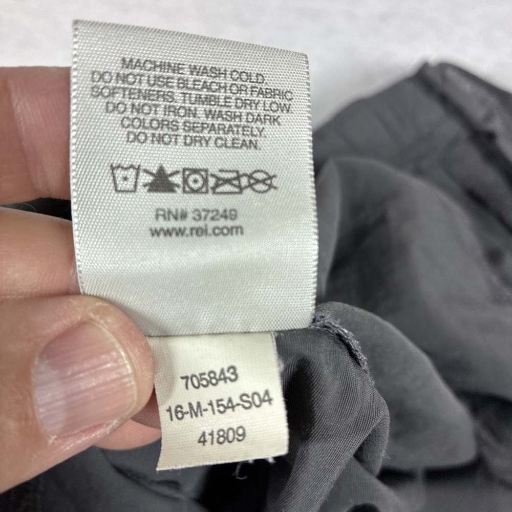 REI Convertible Hiking Pants Men's Large 32"L Gray Compact Lightweight UPF 50 - Picture 8 of 16